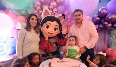  Héctor Gordoa, Andrea Lorca e Isabella Gordoa.