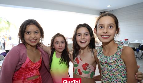  María José Aguirre, Sofía Martínez, Paula Labastida y Julia Flores.