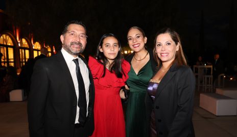  Hugo Peña, Cristi Guevara, María Rodríguez y Diana Márquez.