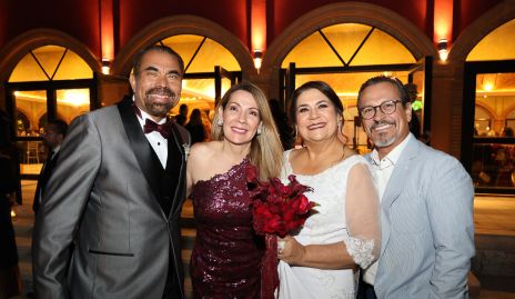  Sam Encinos, Claudia, Sandra Guevara y Sam.