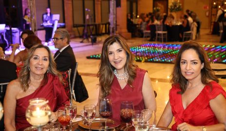  Maru Velázquez, Gaby Arnaud y Ana Luisa de Torres.