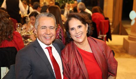  Héctor Hinojosa y Beatriz Treviño.