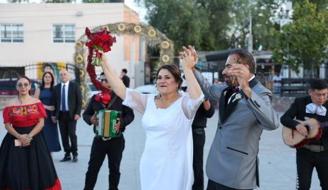 Sam Encinos y Sandra Guevara.