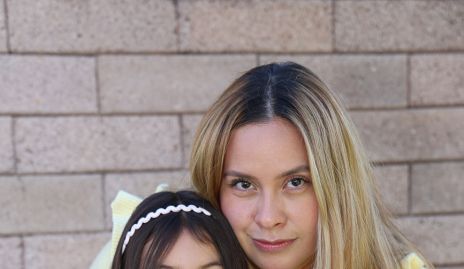  Estefany y Renata Ricavar.
