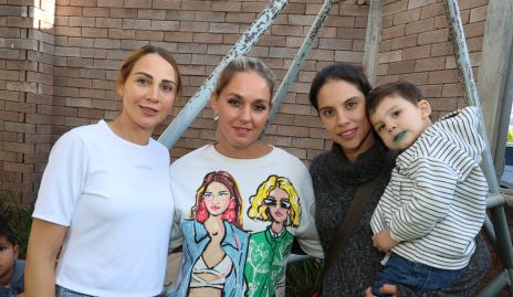  Evelyn Arredondo, María Torres, Diego Torres y Vero González.