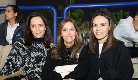  Hortensia López, Pitina Vázquez y Ale Díaz de León.