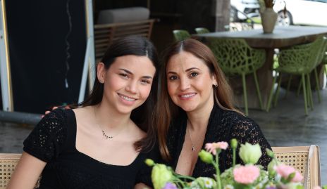  Gianna y Jaquelina Echegaray.