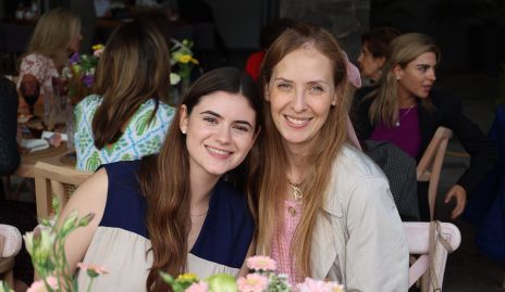  Ana María Meade y Fernanda Romo.