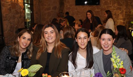  Mónica Torres, Ana Gaby Motilla, Carmelita y Montse Del Valle.