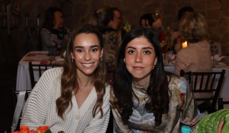  Mar Del Valle y Paola Dávila.