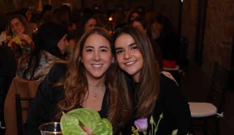  Diana Olvera y Claudia Torres.