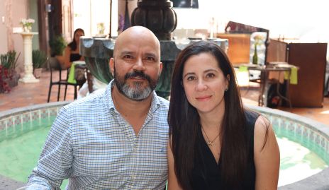  Rodrigo Cuevas y Nayelli Sánchez .