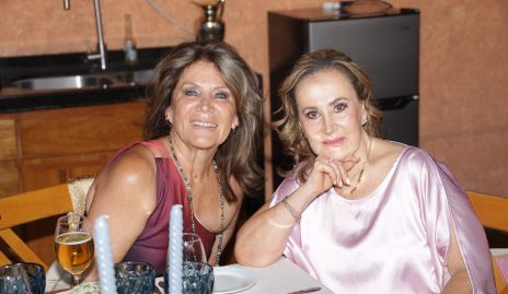  Leticia Rojas y Maricarmen López, abuelas de Pablo.