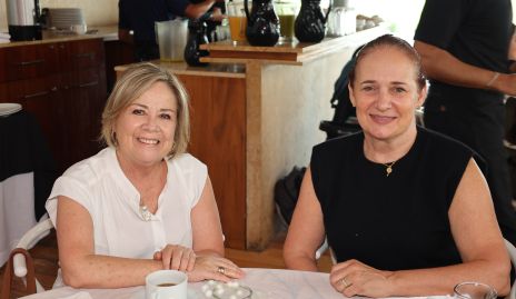  Analú y Maribel Rico.