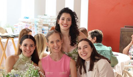  Paola Cano, Karina García, Fer Romo y Cristy Ledezma.