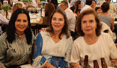  Lucy Martínez, Marigel Sánchez y María Eugenia Placencia.