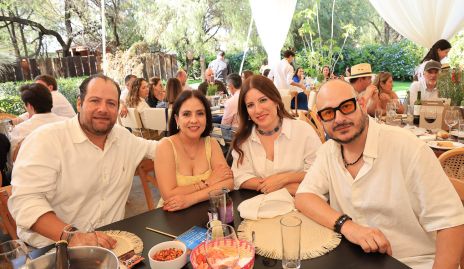  Paco Jonguitud, Irlanda Martínez, Alejandra Martínez y Carlo Pesi.