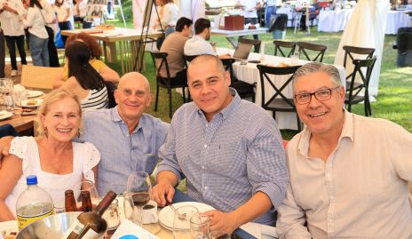  Celina, Jef, Benito González y Armando Martínez.