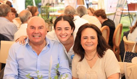  Quique Portillo, Montse Bedolla y Coco Leos.