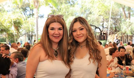  Larisa Martínez y Larisa Hernández.