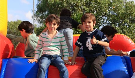  Santi y Joaquín.