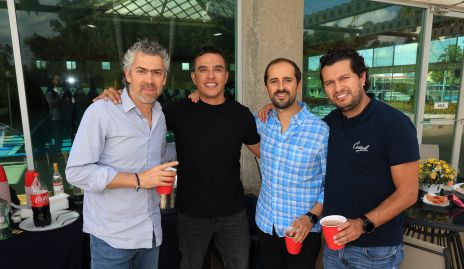  Manolo Ruiz, Antonio Méndez, Guillermo Romo y José Barragán.