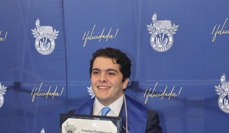  Javier Dávila.
