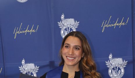  Montserrat González.