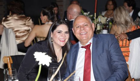  Gustavo Martínez y Carla Alcocer