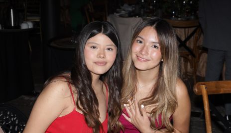  Sofía Anguiano y Camila Anguiano.