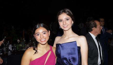  Mariana y Valentina.
