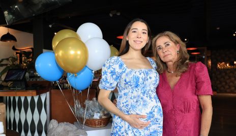  Michell Cano con su suegra Paty Gaviño.