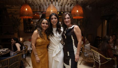  Martha Chalita, Paola Dávila y Ana María Anaya.