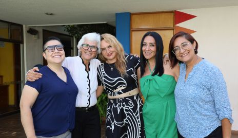  Sasil Trejo, Irene Benavente, Rosalba Zamora, Alejandra Sánchez y Sarahi López.
