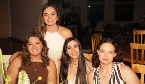  Paulina Medellin, Gabriela Martins, Victoria Villaseñor y Alejandra Martins.