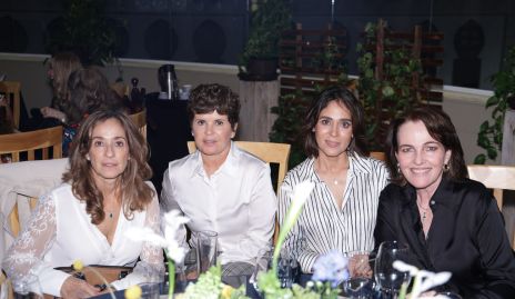  Mónica Gaviño, Verónica Martínez, Maribel Lozano y Lourdes Gómez.