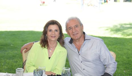  Irasema Medellín y Fernando Abud.
