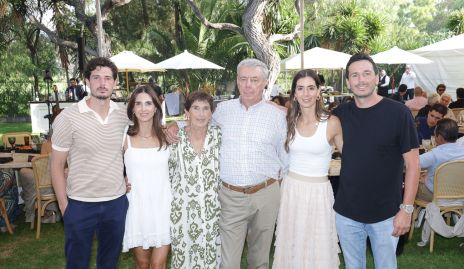  Diego Jourdain, Marina Jourdain, Maggie Jourdain, Patricio Jourdain, Priscila Jourdain y  Patricio Jourdain.