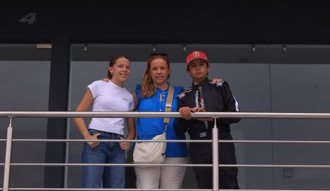  Daniela Torre, Mariana Torres y Jorge Torres.