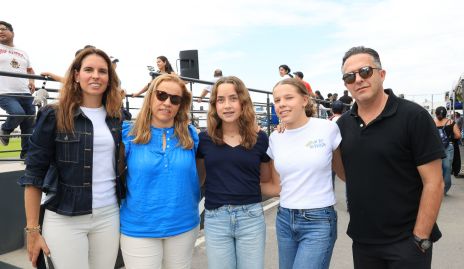  Daniela de la Fuente, Mariana Torres, Paula Torres, Daniela Torre y José Alberto Torre.
