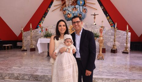  Verónica Ortuño y Raúl Martínez con su hija Paula.