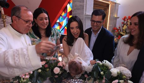  R.P. Gabriel Del Valle, Fernanda Martínez, Verónica Ortuño, Paula, Raúl Martínez  y Charo Ortuño.