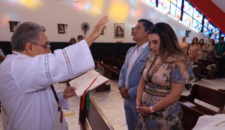 Adriana Zapata y Christian Figueroa.