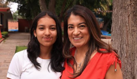  Mer Macías y Ana Luisa Martinez.