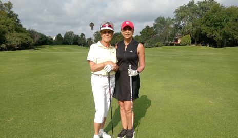  Ana Laura Azcárraga y Gaby Godínez.