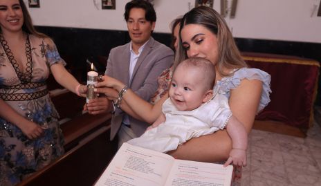  Mariana Zapata y Nicolás.