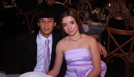  Emilio Juárez y Valentina Orozco.