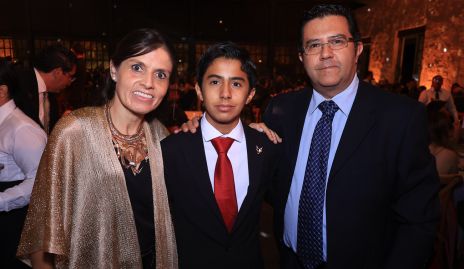  Alicia Ejarque, Diego Flores y José Antonio Flores.