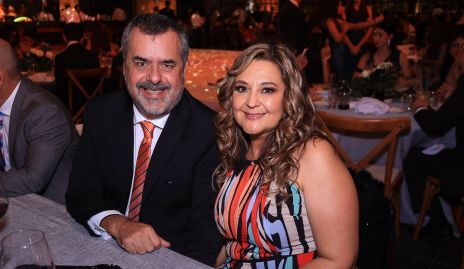  César Morales y Martha Montesu.