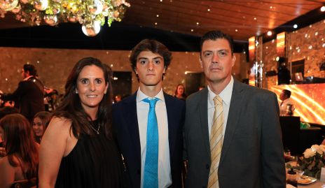  Paola Meade, Emiliano Muñoz y Rolando Muñoz.